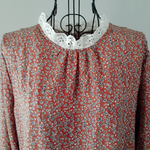 Literary poet dress - Picture 4 of 7